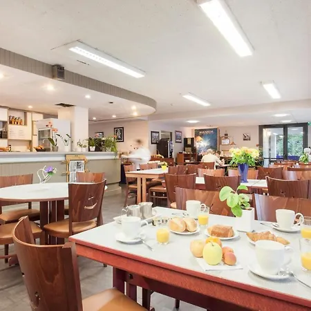 Les Gens De Hotel La Rochelle (Charente-Maritime)