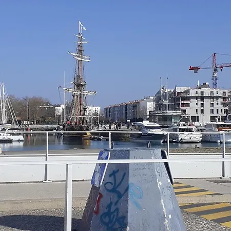 Les Gens De La Rochelle (Charente-Maritime)