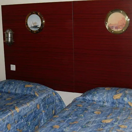 Les Gens De 2* La Rochelle (Charente-Maritime)