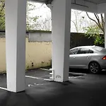 Hotel Les Gens De 2*