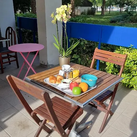 Les Gens De Hotel La Rochelle (Charente-Maritime)