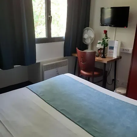Les Gens De Otel La Rochelle (Charente-Maritime)