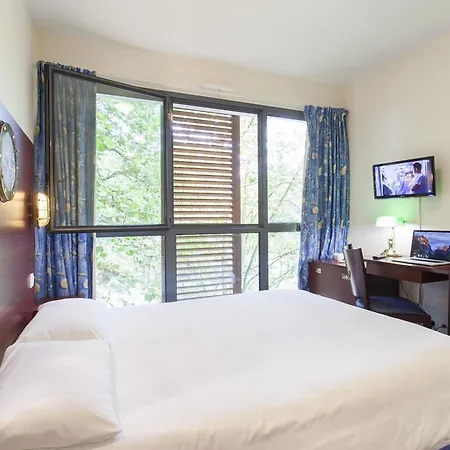 Les Gens De Отель 2*