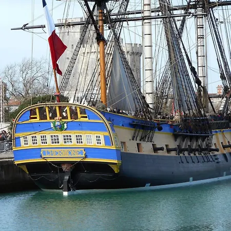 Szálloda Les Gens De 2*