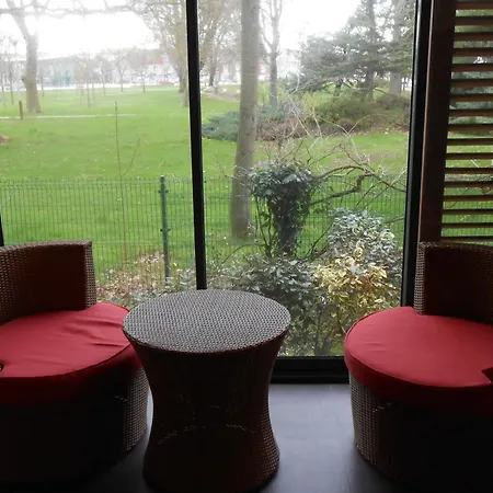 Les Gens De Отель