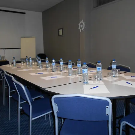 Les Gens De Szálloda 2*