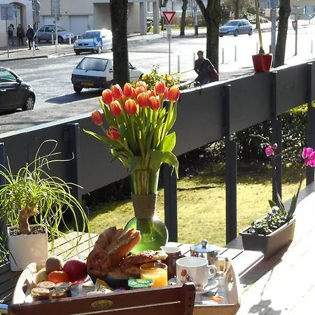 Les Gens De Ла-Рошель