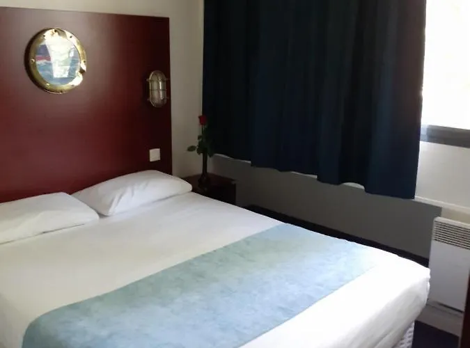 Hotel Les Gens De La Rochelle (Charente-Maritime)