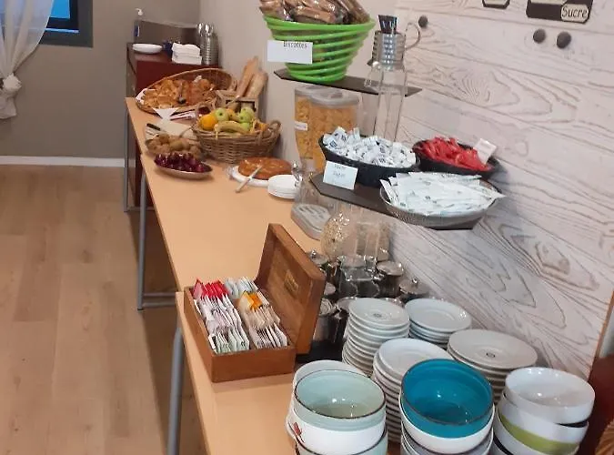 Les Gens De By Popinns**