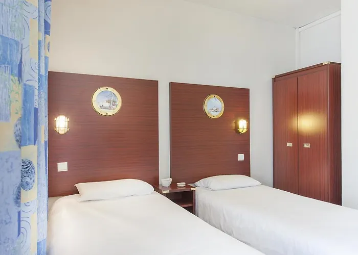 Les Gens De Λα Ροσέλ