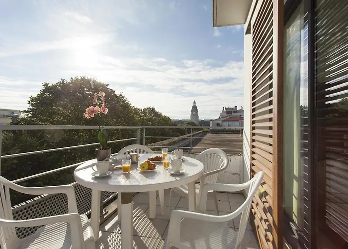 Hotel Les Gens De 2*