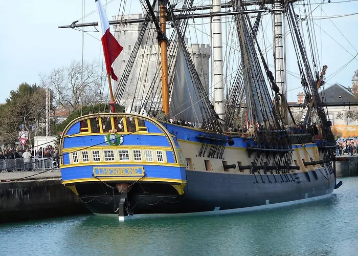 Hotel Les Gens De 2*