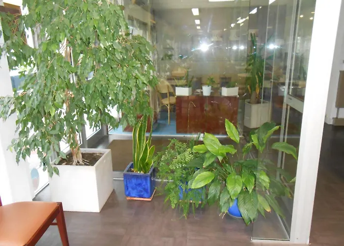 Hotel Les Gens De 2*