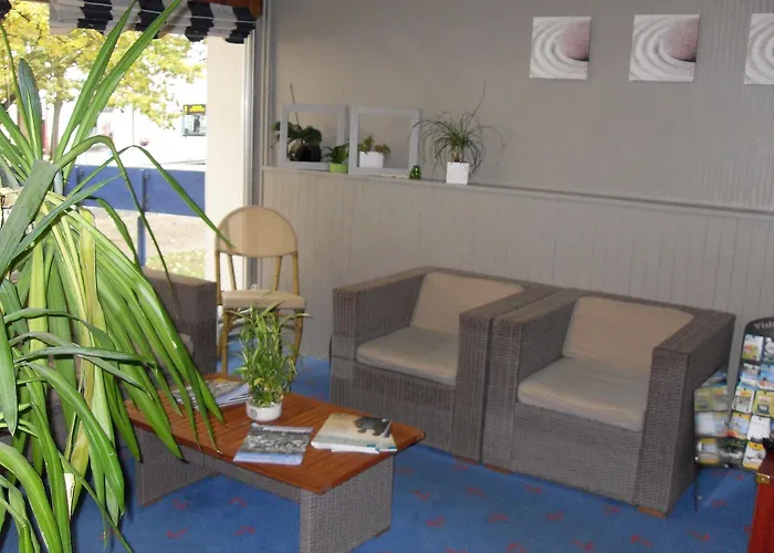 Les Gens De Λα Ροσέλ