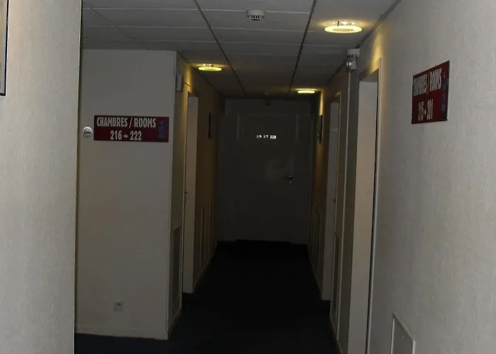 Hotel Les Gens De 2*