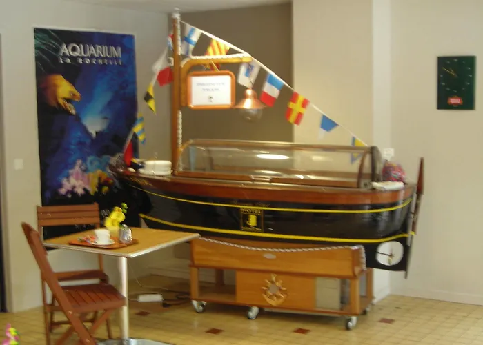 Hotel Les Gens De La Rochelle (Charente-Maritime)